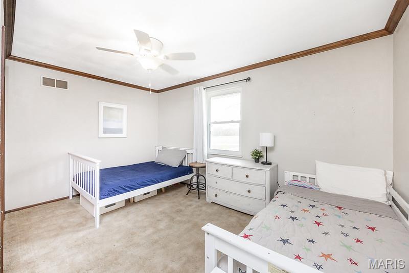 2340 Marine Road Highland, IL 62249 - Photo 17 of 39