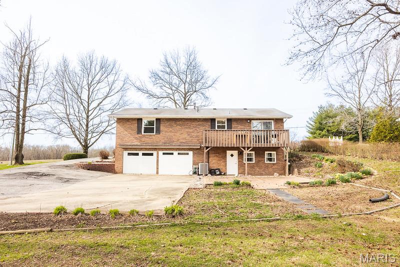 2340 Marine Road Highland, IL 62249 - Photo 26 of 39