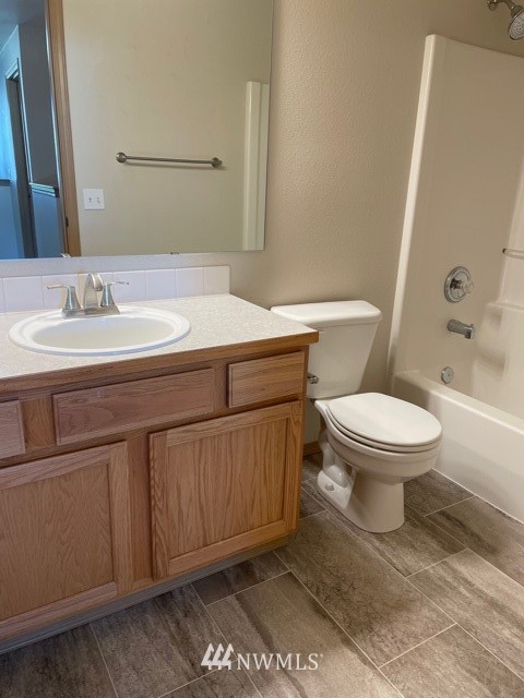 6512 Steamer Drive Southeast Lacey, WA 98513 - Photo 3 of 15