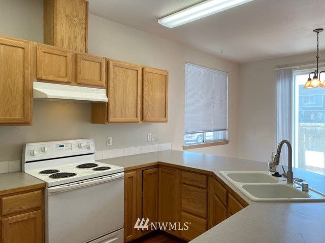 6512 Steamer Drive Southeast Lacey, WA 98513 - Photo 6 of 15