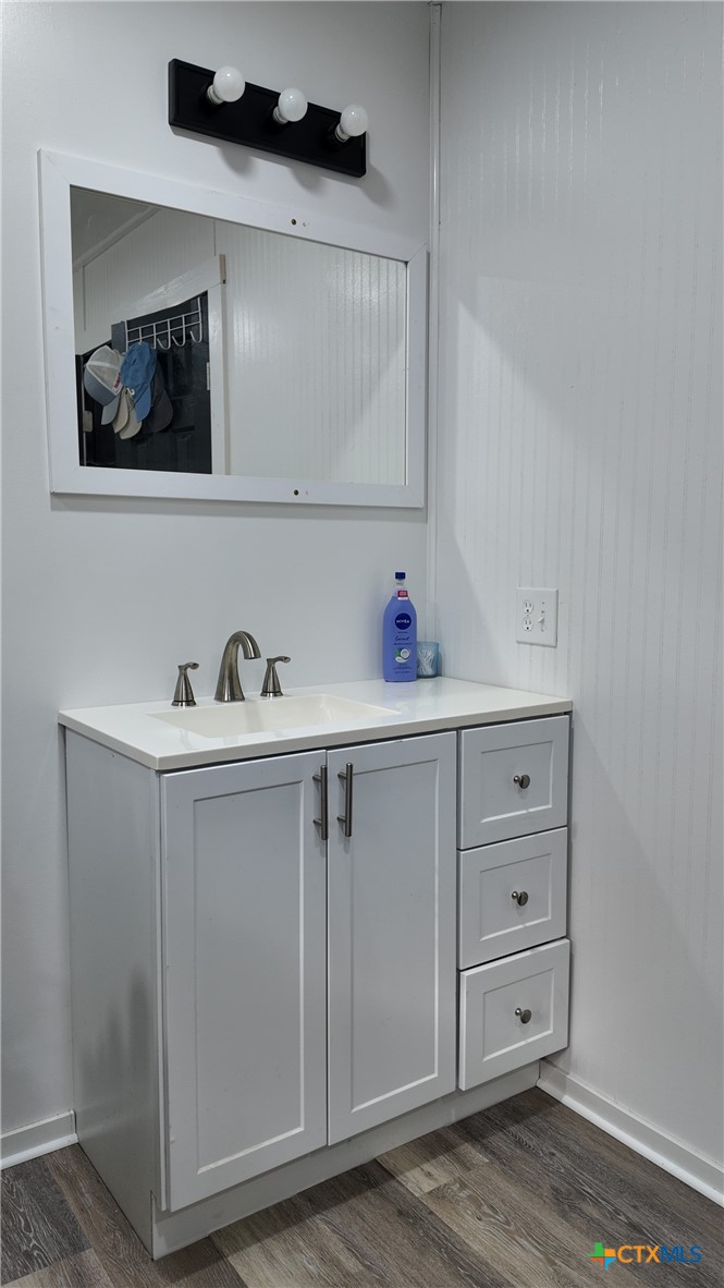 408 Walnut Street Yoakum, TX 77995 - Photo 12 of 26