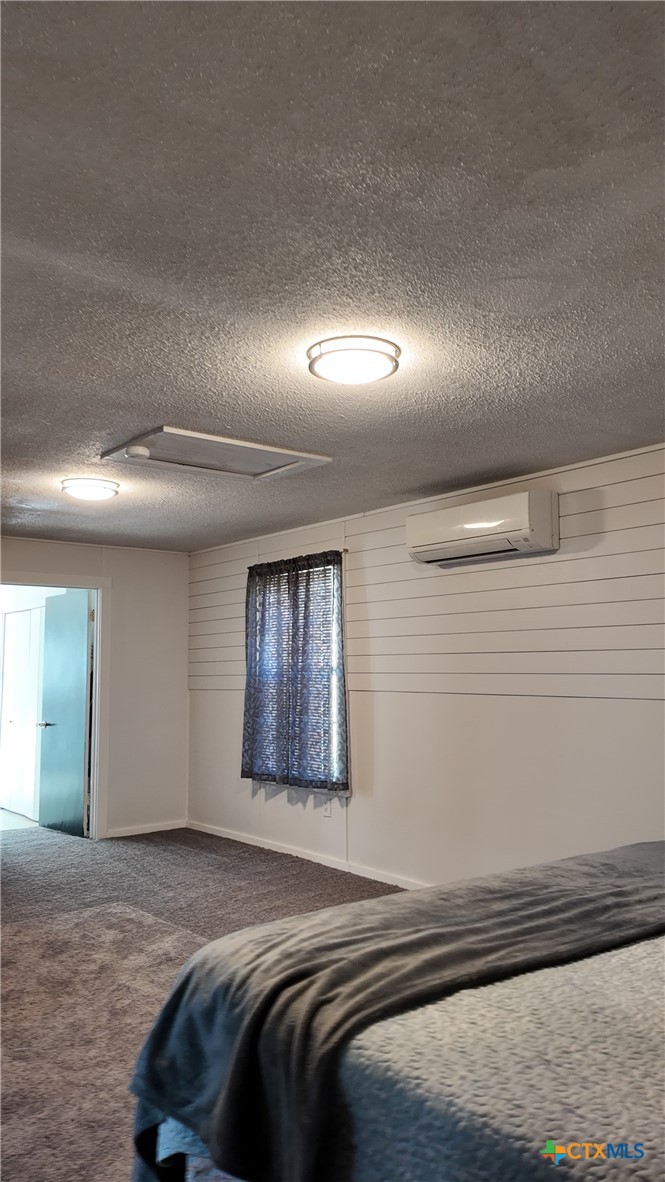 408 Walnut Street Yoakum, TX 77995 - Photo 15 of 26