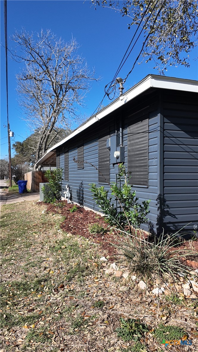408 Walnut Street Yoakum, TX 77995 - Photo 22 of 26