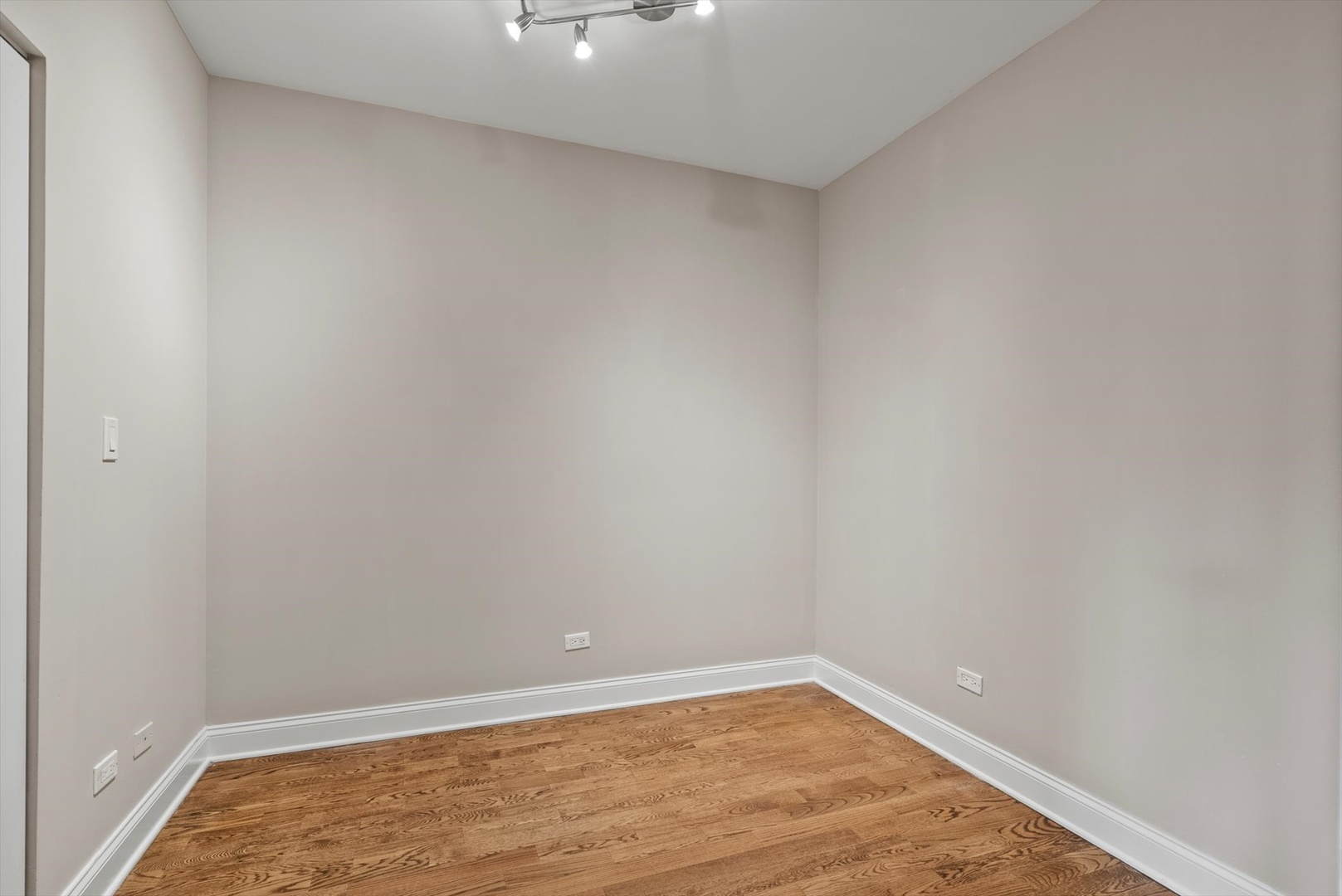 6118 West Addison Street Chicago, IL 60634 - Photo 25 of 35 a view of an empty room