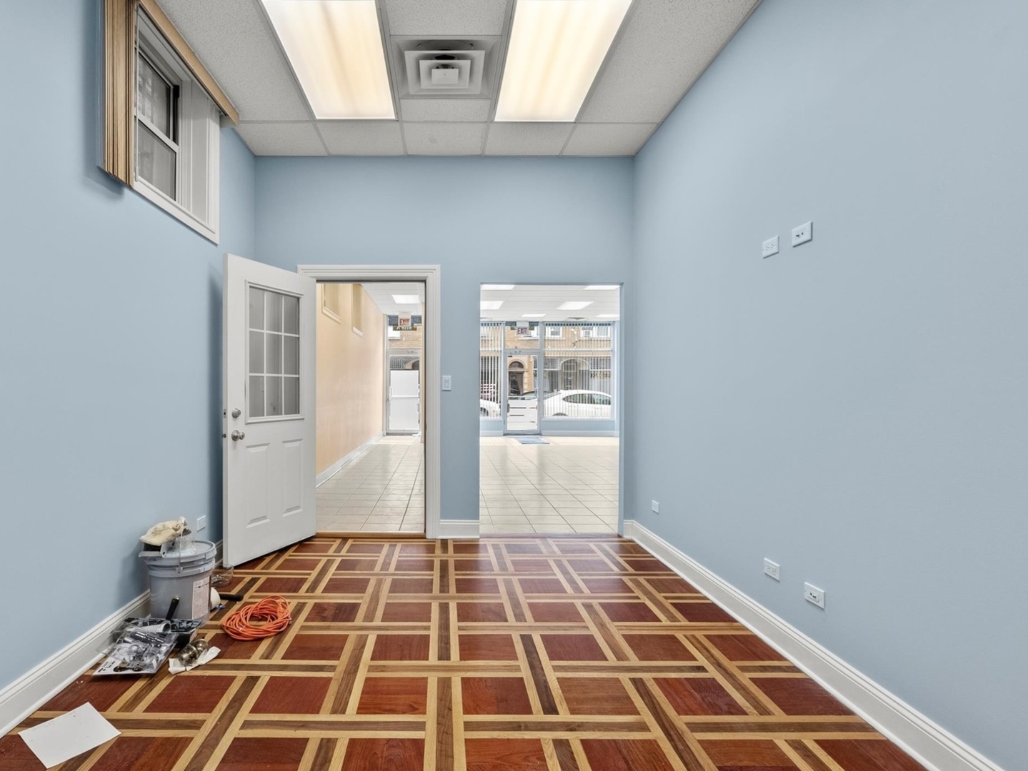 6118 West Addison Street Chicago, IL 60634 - Photo 6 of 35 a view of an empty room