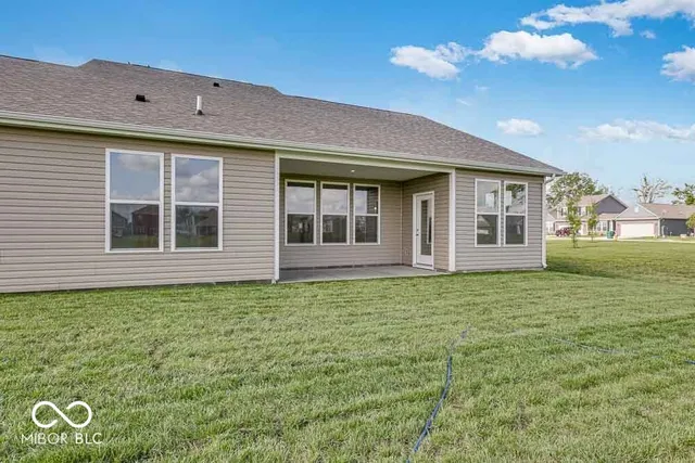 $319,999 | 2257 Aviary Lane, Danville, IN 46122