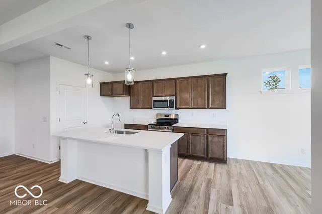 $319,999 | 2257 Aviary Lane, Danville, IN 46122