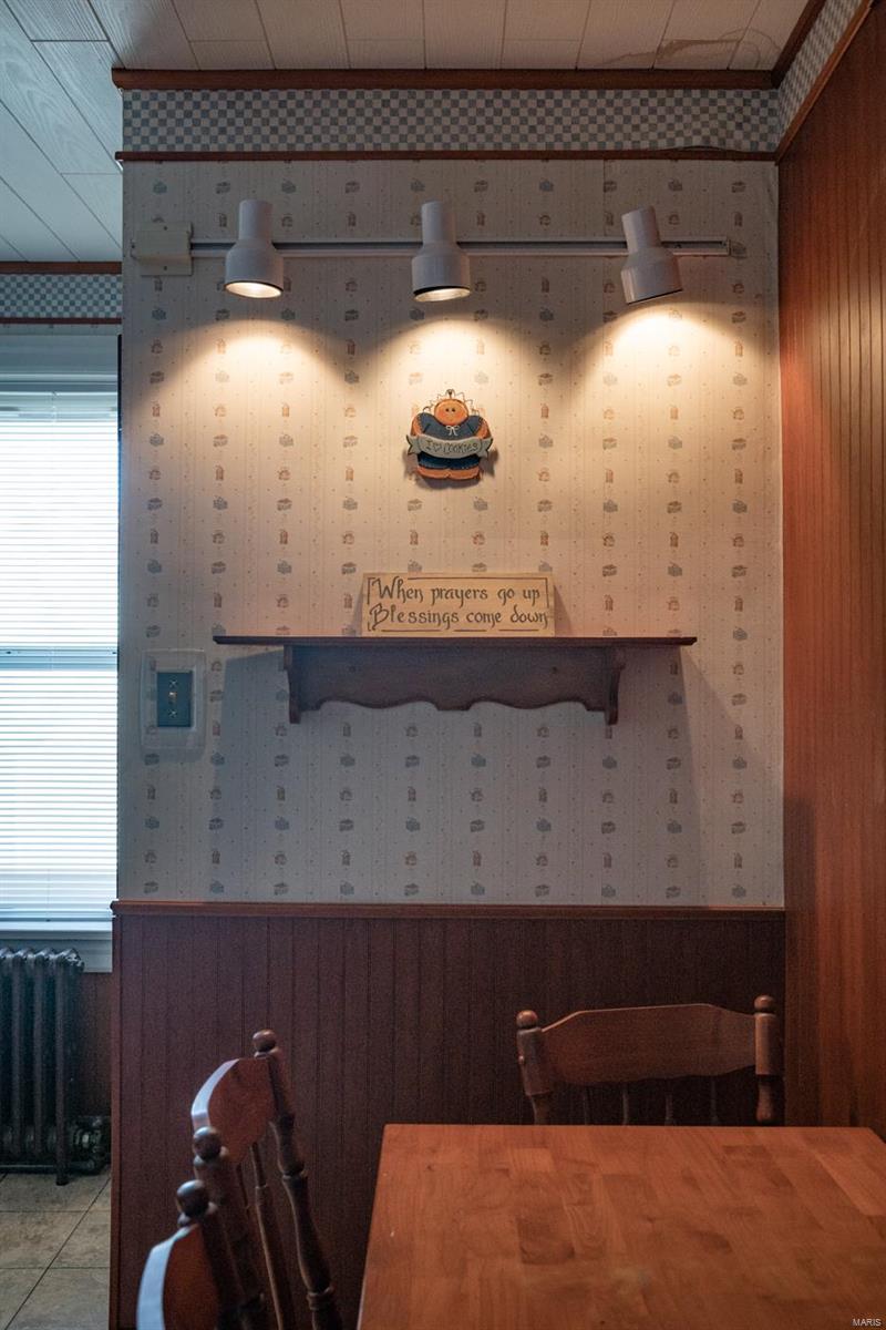 8 Kircher Place Belleville, IL 62220 - Photo 17 of 33