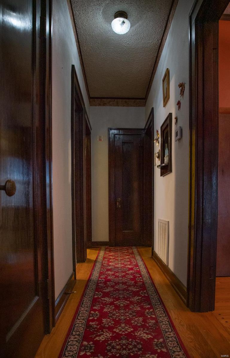 8 Kircher Place Belleville, IL 62220 - Photo 18 of 33