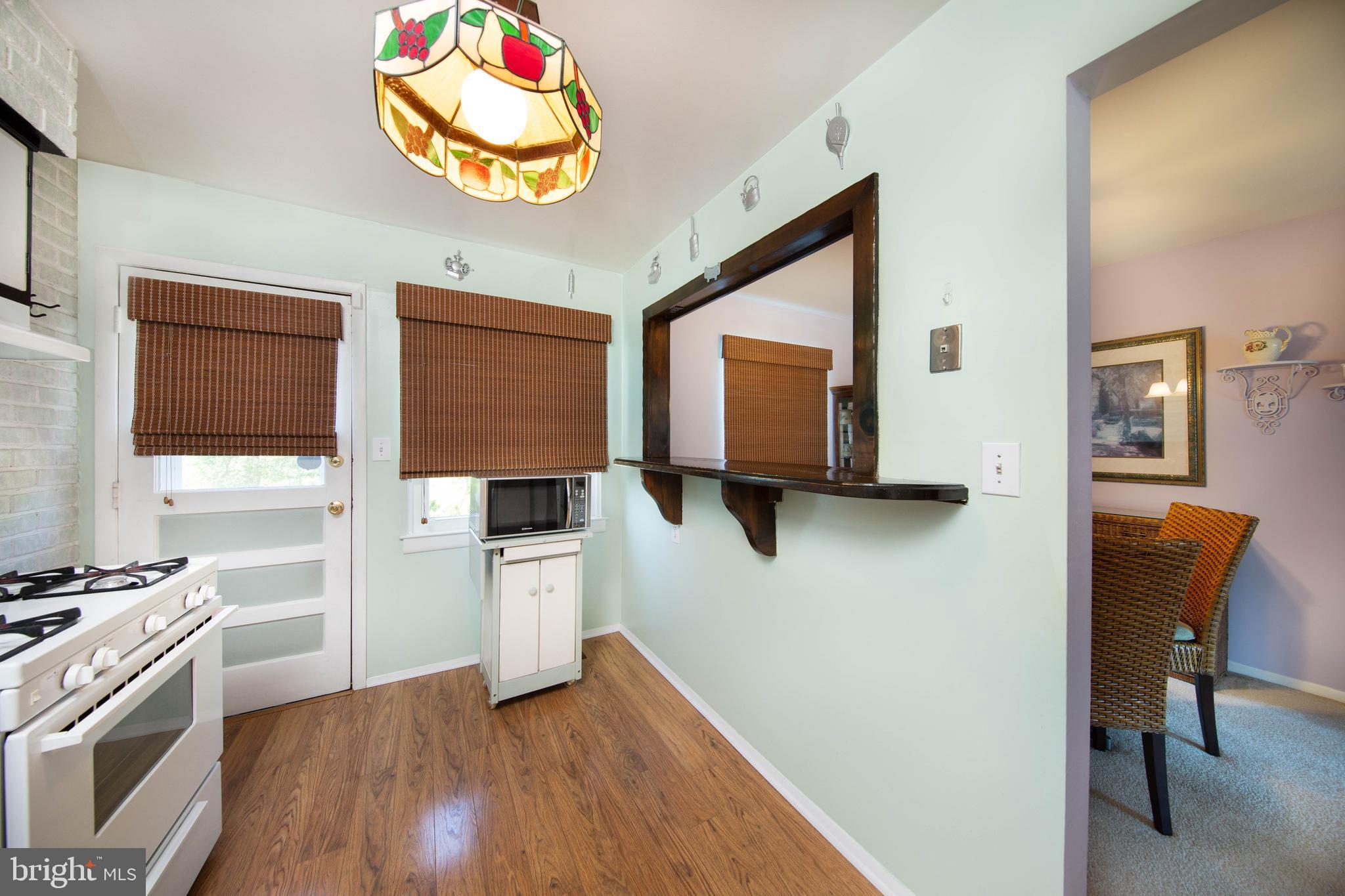 610 Mansfield Road Baltimore, MD 21221 - Photo 3 of 30 Kitchen