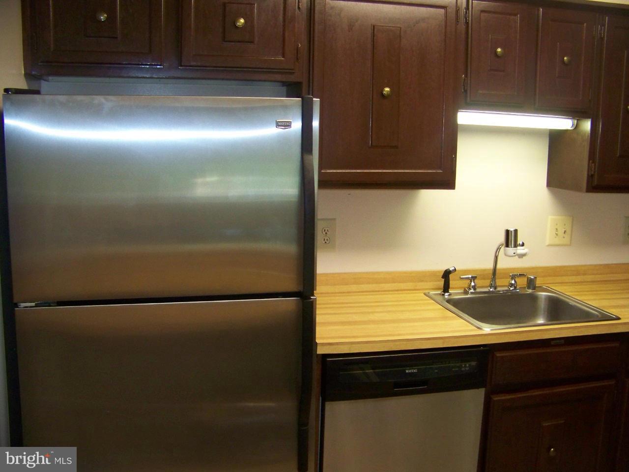 52 Ojibway Road Randallstown, MD 21133 - Photo 8 of 18 Kitchen