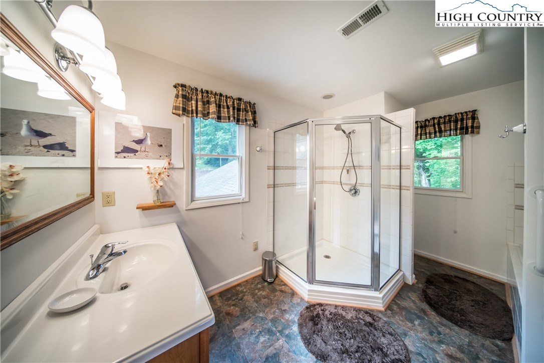 1176 Old Hampton Road Boone, NC 28607 - Photo 27 of 43 Gallery Image 27