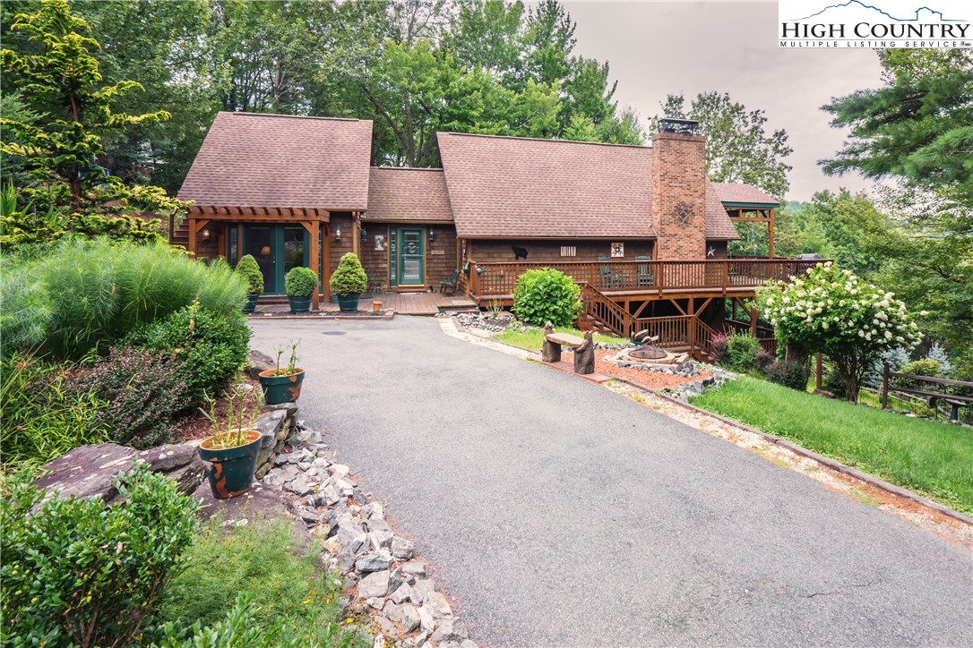 1176 Old Hampton Road Boone, NC 28607 - Photo 3 of 43 Gallery Image 3