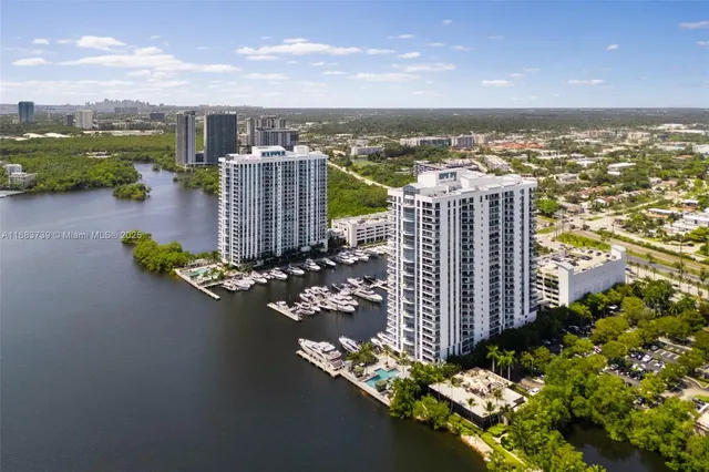 $12,500 | 17301 Biscayne Boulevard, Unit 2009, North Miami Beach, FL 33160