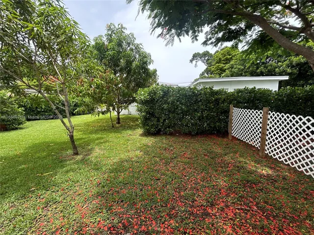 $1,575 | 601 Northwest 90th Street, Unit 13, Miami, FL 33150