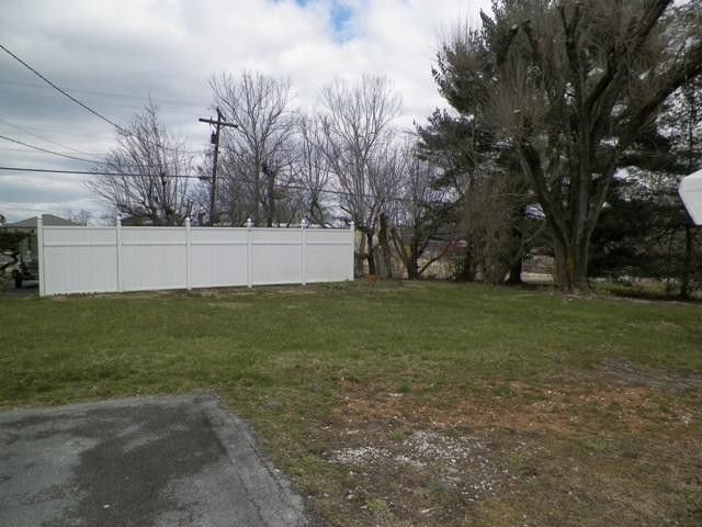 1440 South Laurel Road London, KY 40744 - Photo 8 of 9 Photo 8