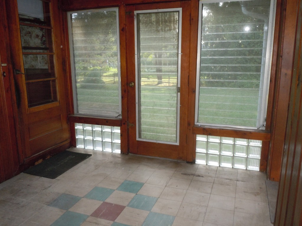 56 East Allen Ridge Road Springfield, MA 01118 - Photo 10 of 13