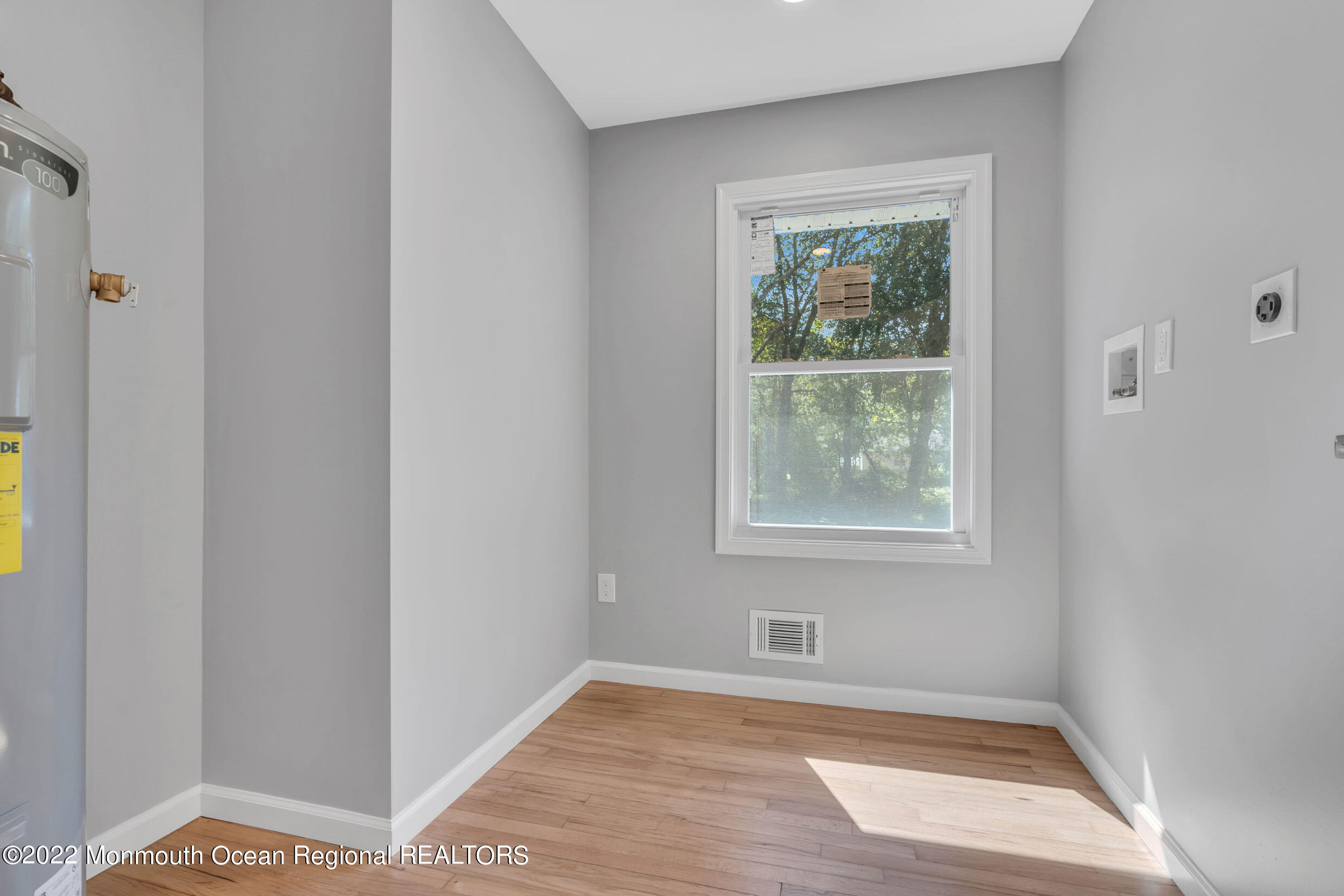 115 West 5th Street Howell, NJ 07731 - Photo 13 of 28 a view of an empty room with a window