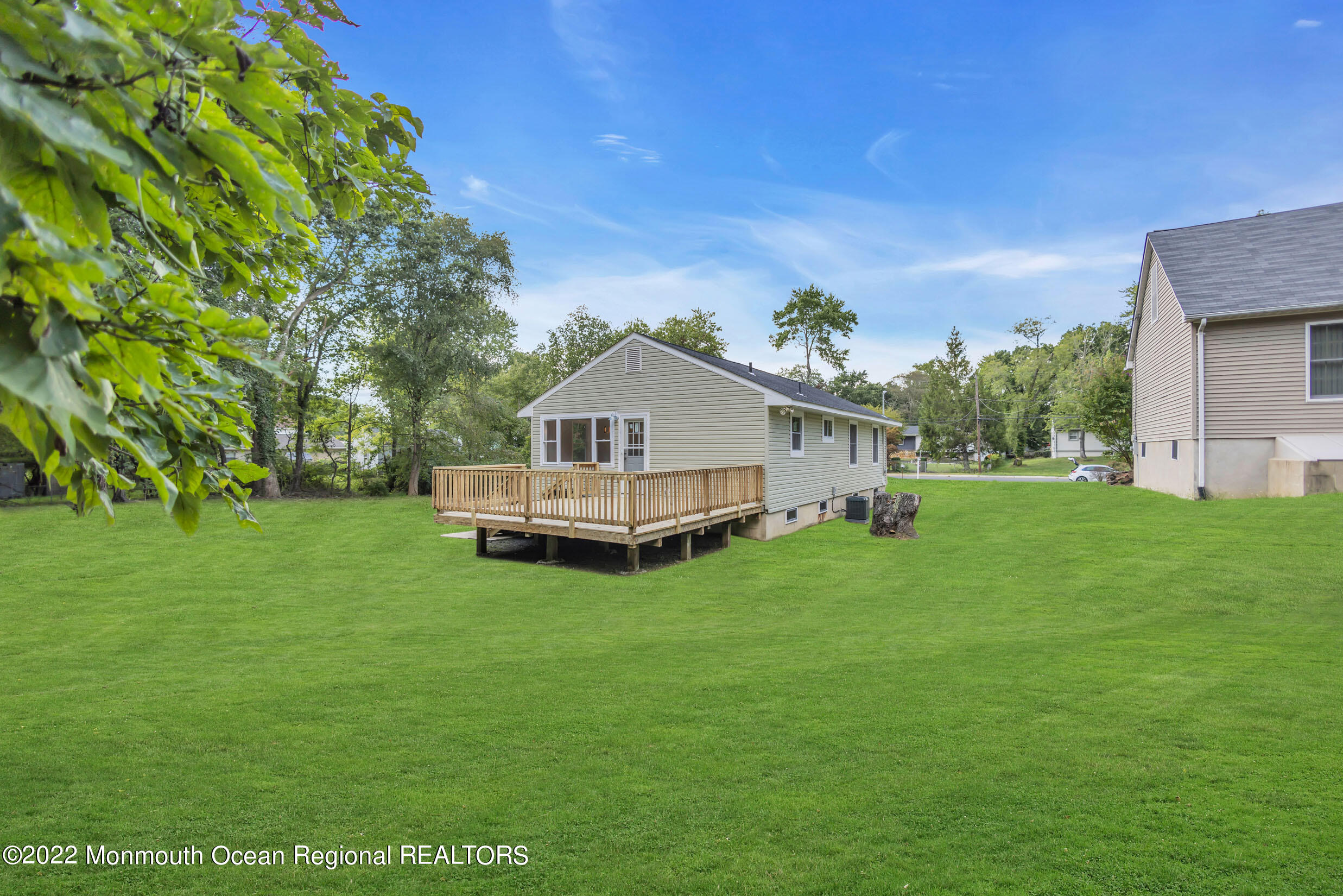 115 West 5th Street Howell, NJ 07731 - Photo 25 of 28 a house view with a garden space