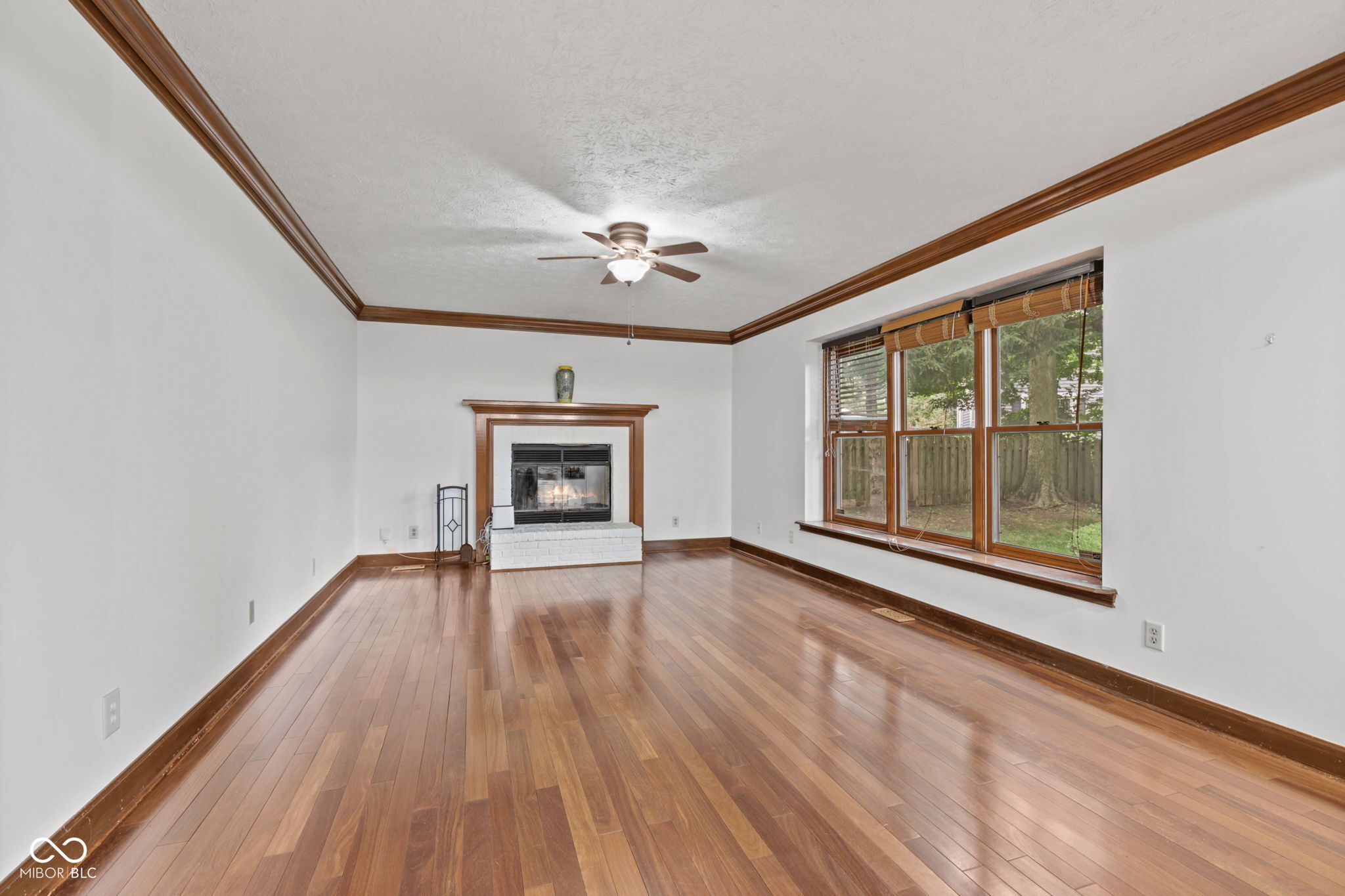 738 Howe Drive Carmel, IN 46032 - Photo 7 of 32