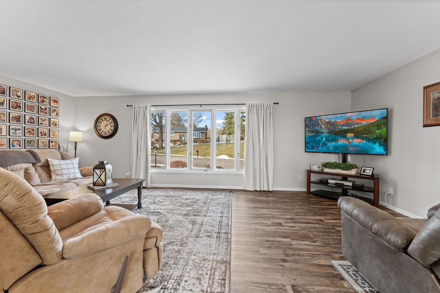 128 Monroe Street Baraboo, WI 53913 - Photo 7 of 42