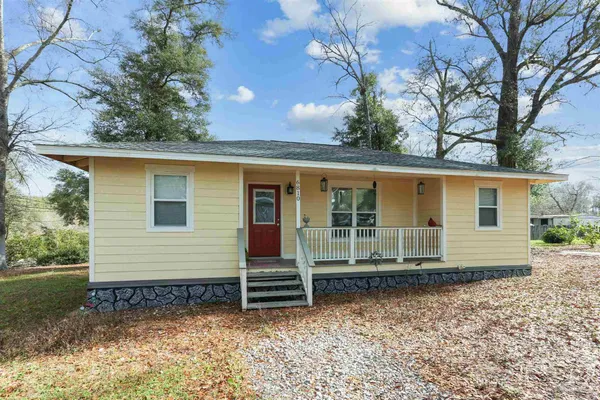 $179,000 | 6810 Myra Road, Molino, FL 32577