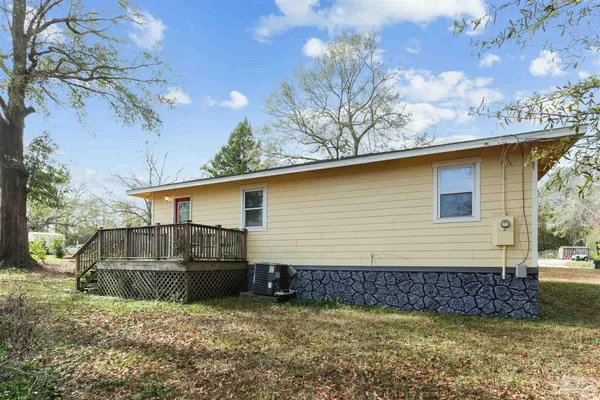 $179,000 | 6810 Myra Road, Molino, FL 32577