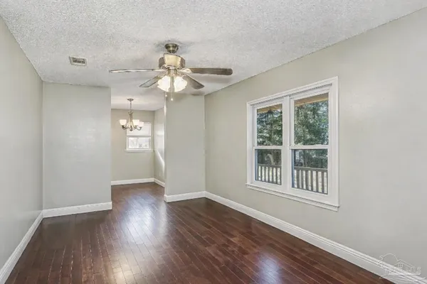 $179,000 | 6810 Myra Road, Molino, FL 32577