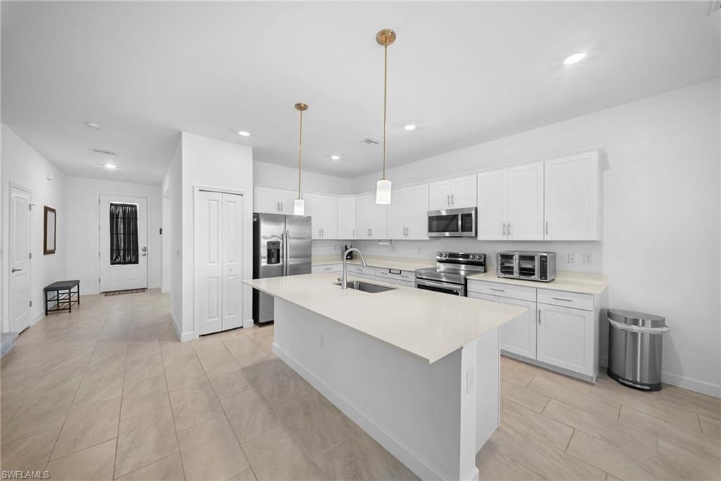 18335 Ridgeline Drive Estero, FL 33928 - Photo 4 of 40