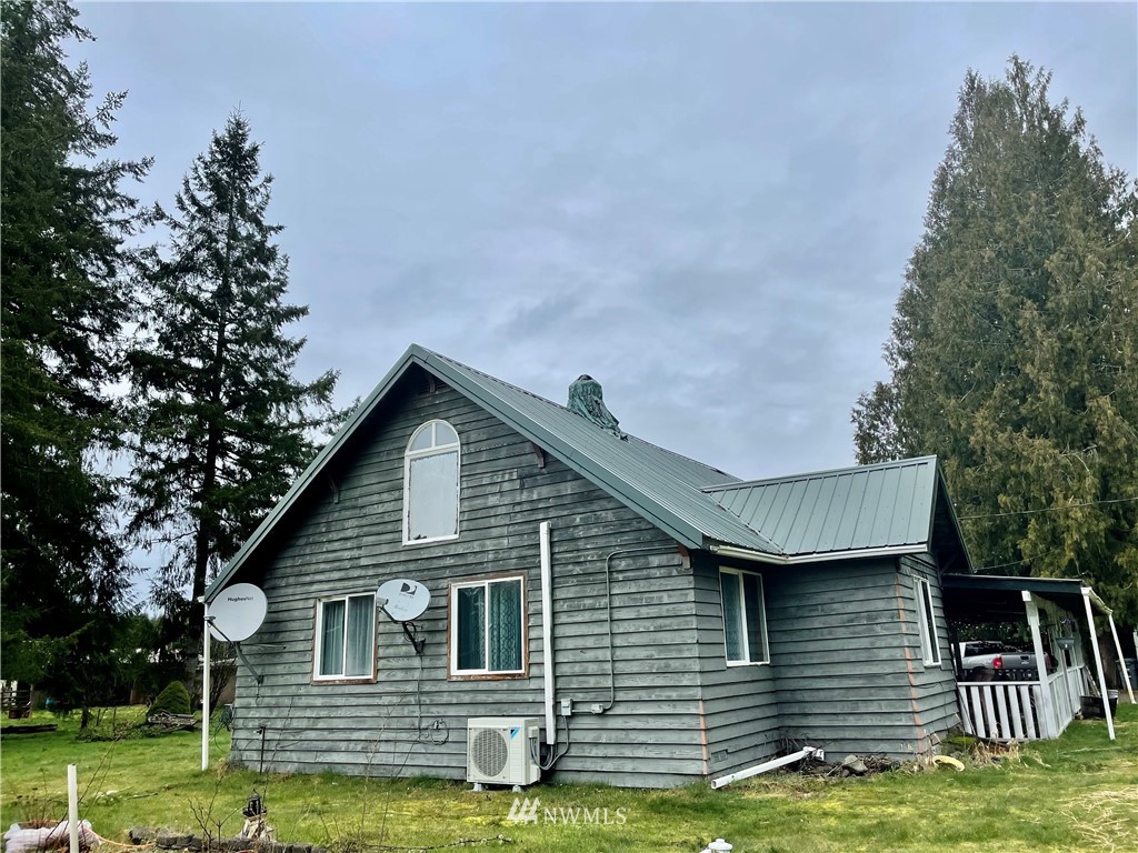 2268 West Ford Loop Road Elma, WA 98541 - Photo 2 of 25 Gallery Image 2