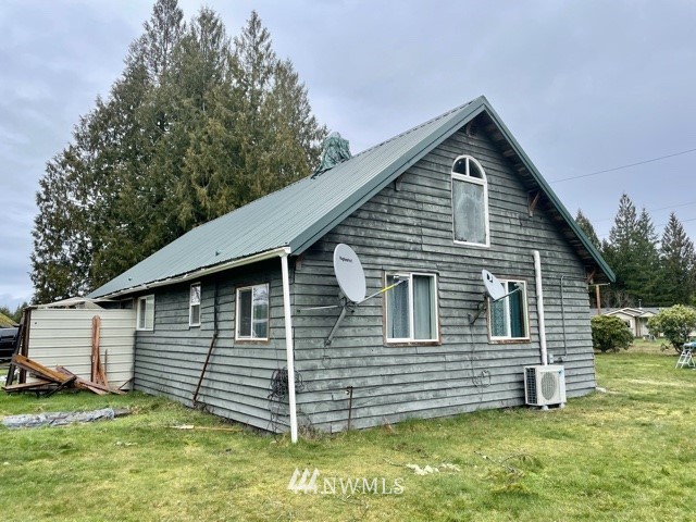 2268 West Ford Loop Road Elma, WA 98541 - Photo 3 of 25 Gallery Image 3