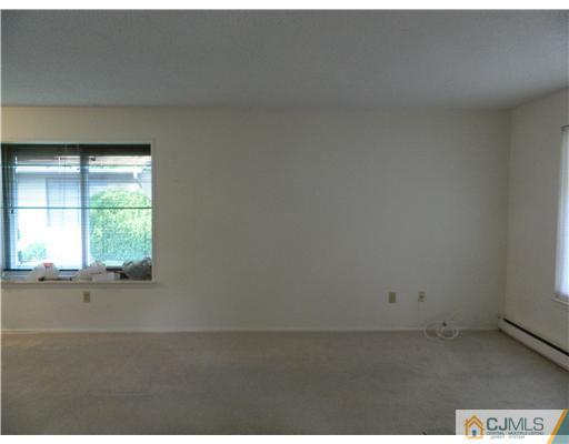 34 B Haddon Road Monroe Township, NJ 08831 - Photo 5 of 10