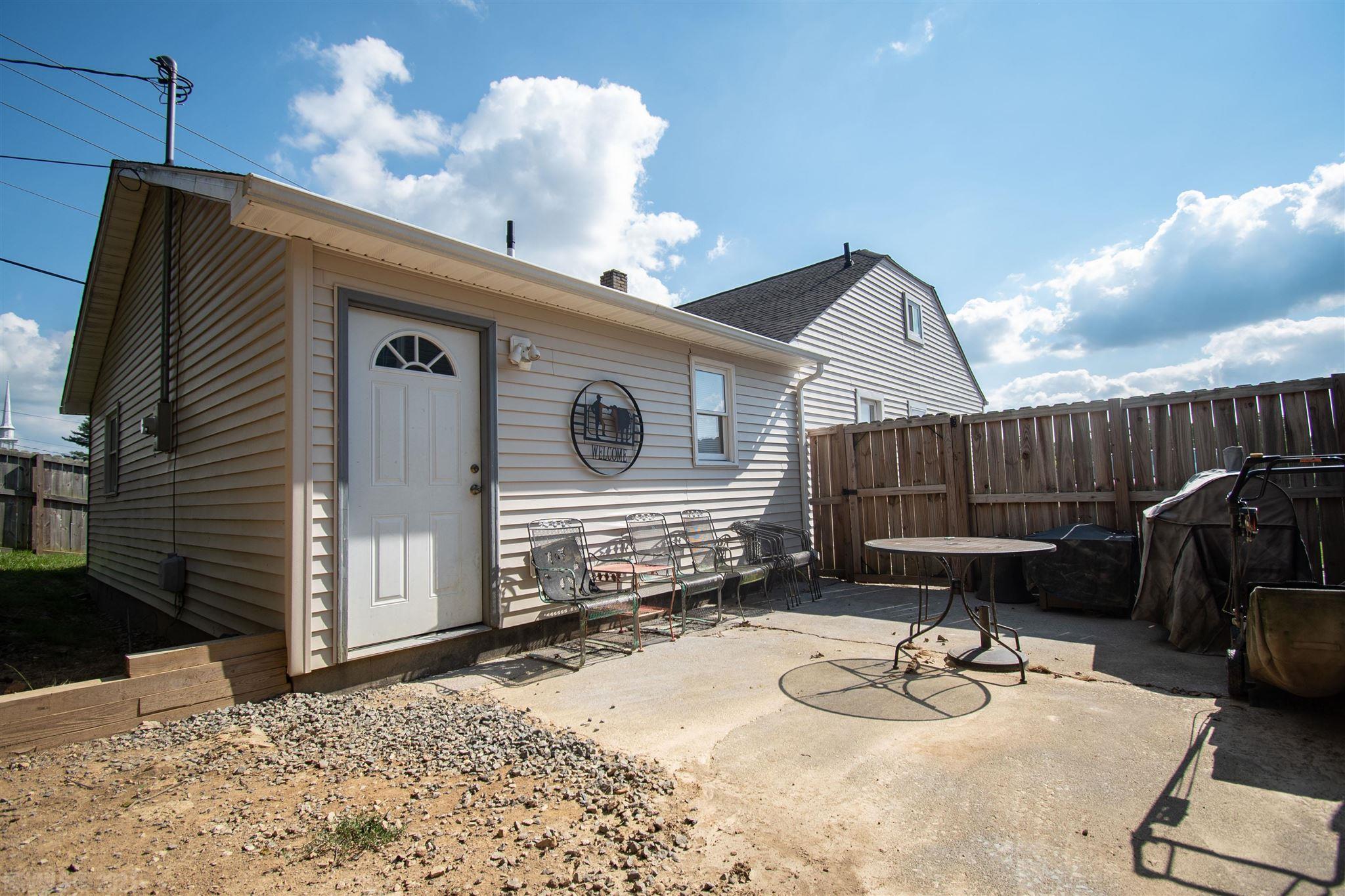 6702 Dudley Ferry Road Radford, VA 24141 - Photo 33 of 34 Gallery Image 33