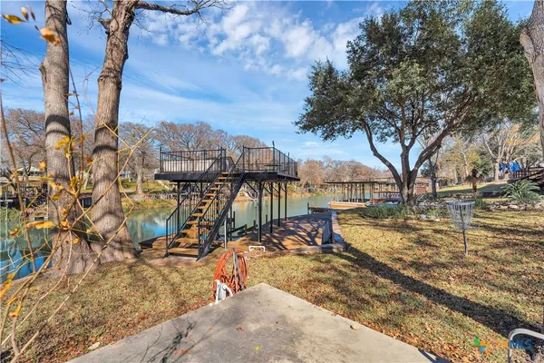 $1,850,000 | 514 Woodlake Drive, McQueeney, TX 78123
