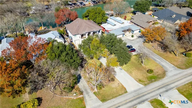 $1,850,000 | 514 Woodlake Drive, McQueeney, TX 78123