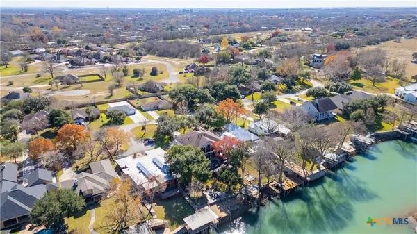 $1,850,000 | 514 Woodlake Drive, McQueeney, TX 78123