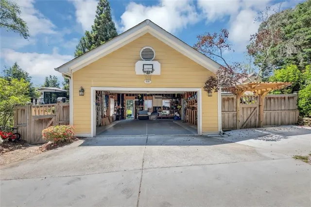 $1,100,000 | 526 Hill Street Southeast, Atlanta, GA 30312