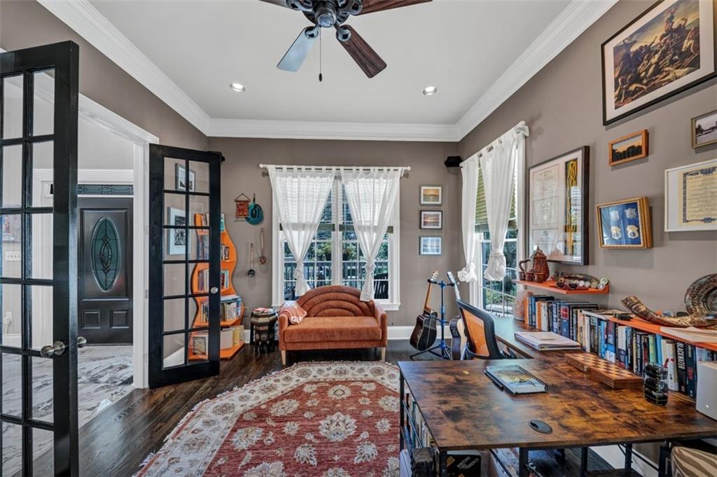 526 Hill Street Southeast Atlanta, GA 30312 - Photo 8 of 81