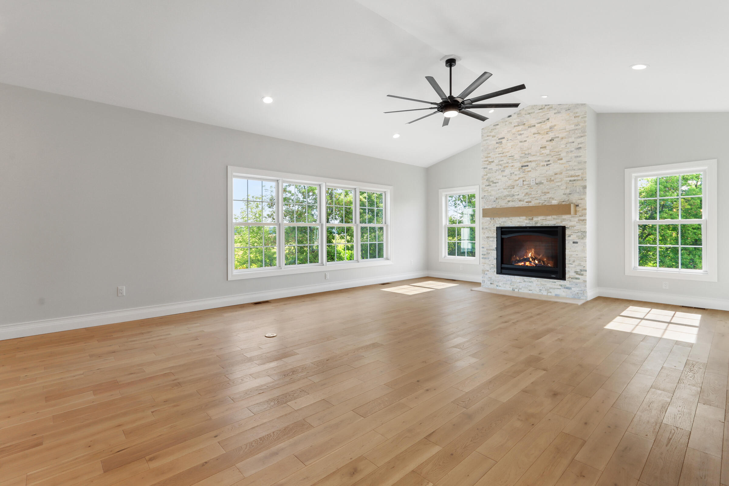 1703 Links Road Geneva, WI 53147 - Photo 17 of 43 IMG_1733