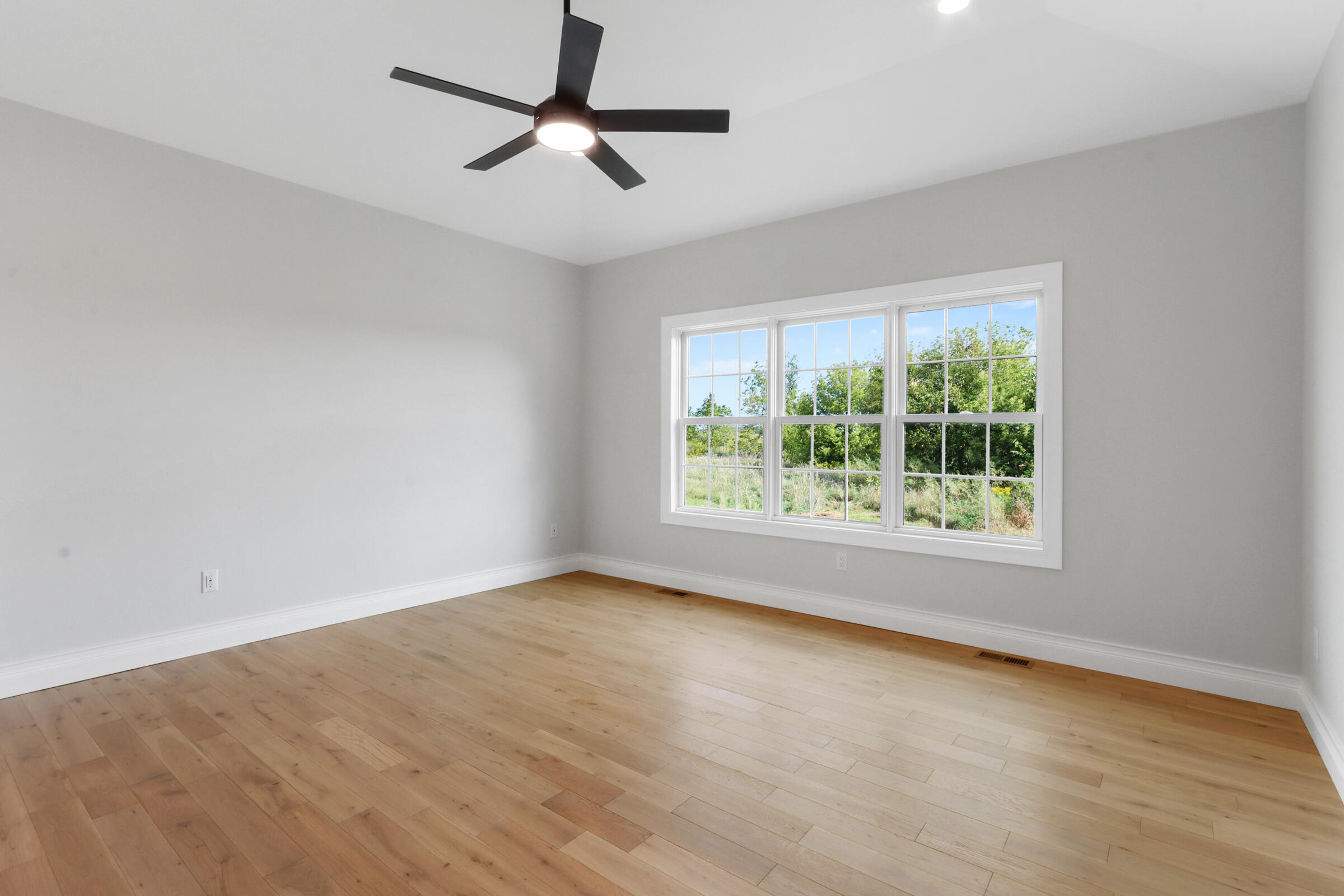 1703 Links Road Geneva, WI 53147 - Photo 22 of 43 IMG_1641