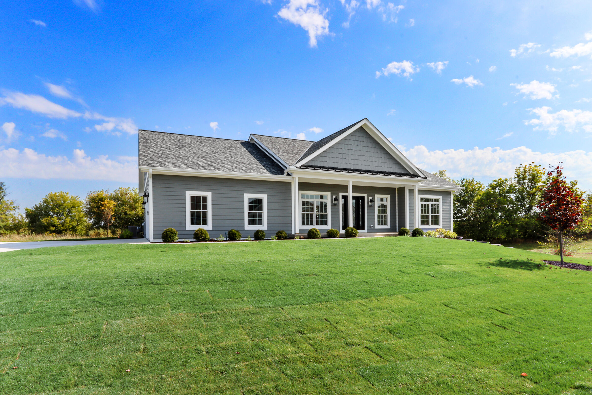 1703 Links Road Geneva, WI 53147 - Photo 3 of 43 Front