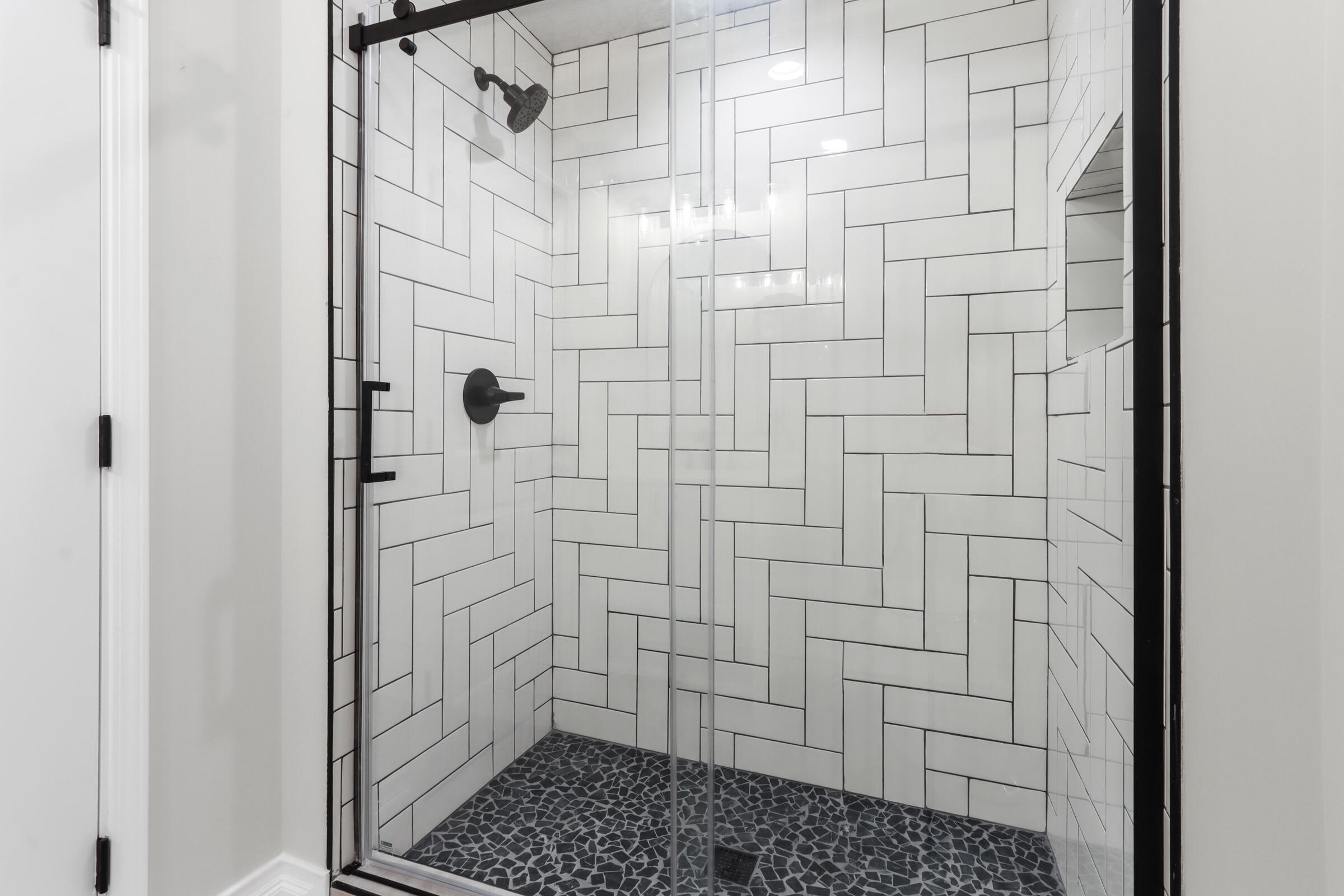 1703 Links Road Geneva, WI 53147 - Photo 8 of 43 IMG_1591