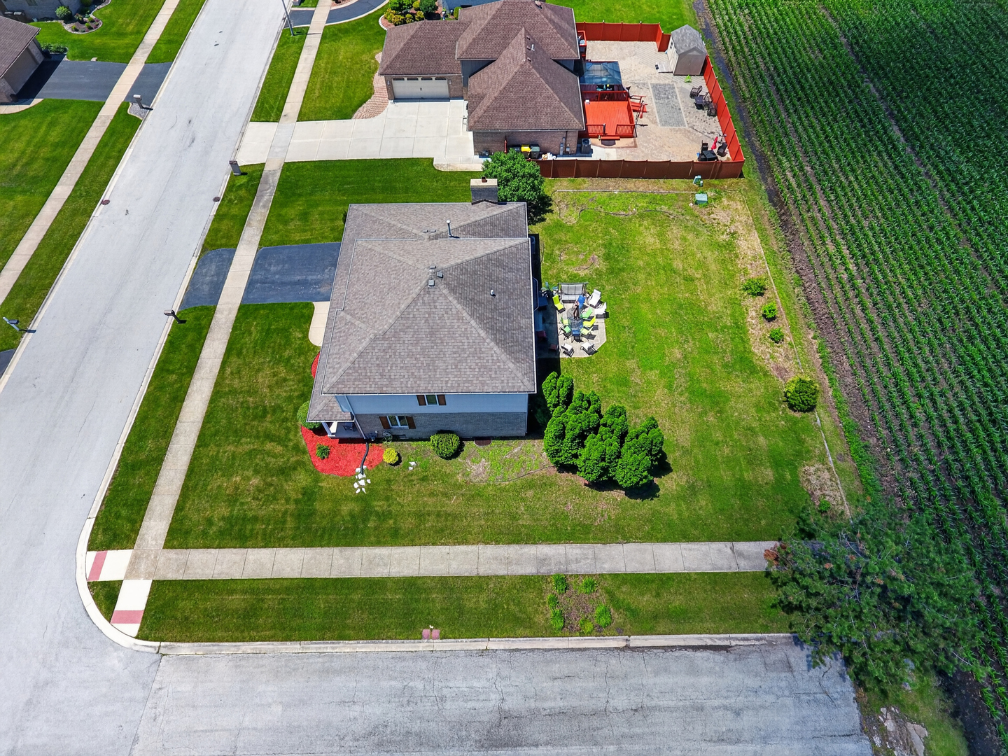1692 185th Street Lansing, IL 60438 - Photo 7 of 53