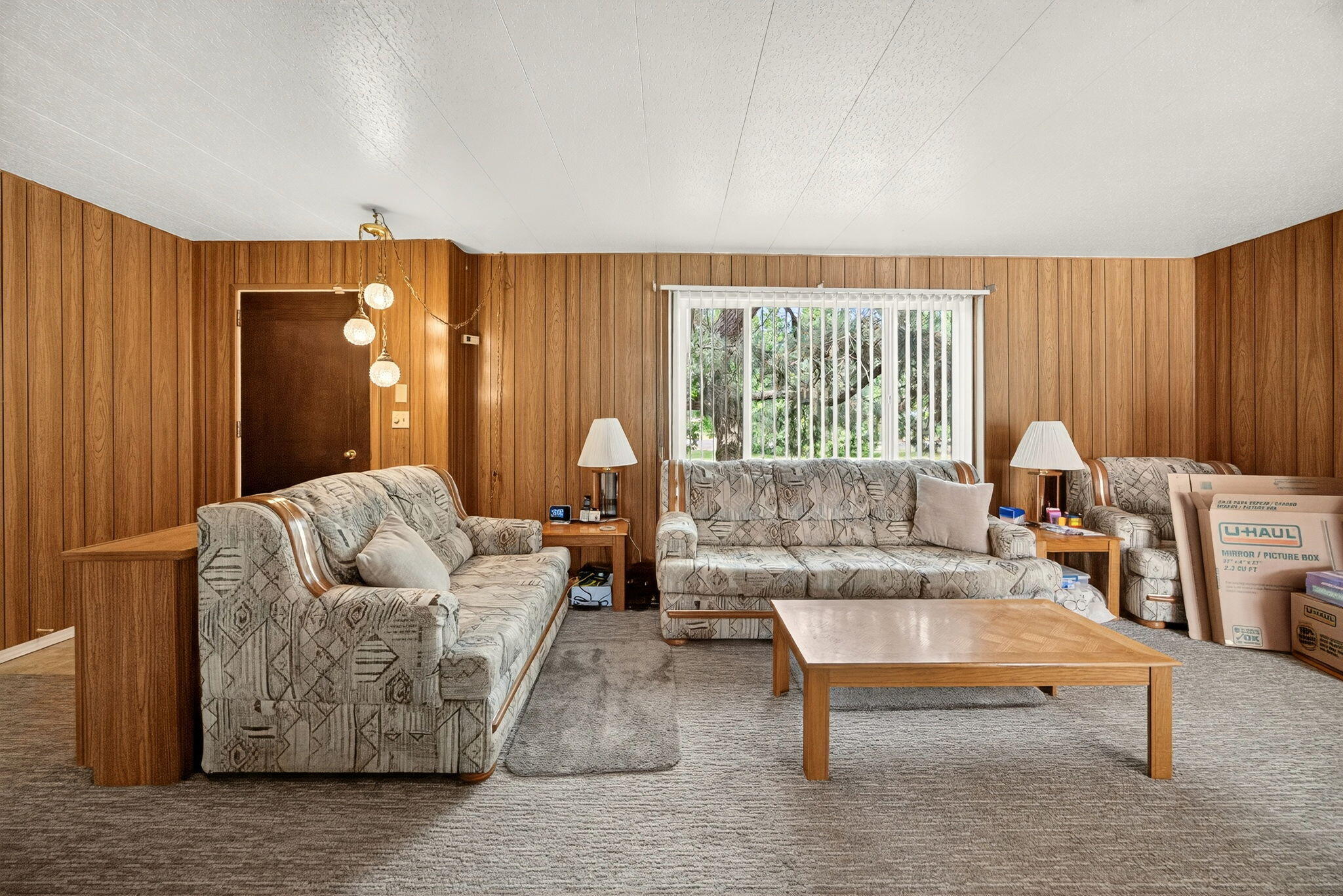 784 Meridian Road Eagle Point, OR 97524 - Photo 5 of 22 a living room with furniture and a large window
