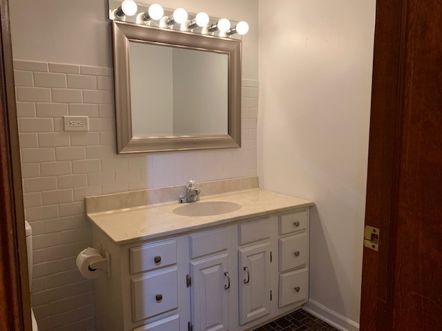 4012 North Sheridan Road, Unit 2N Chicago, IL 60613 - Photo 12 of 22