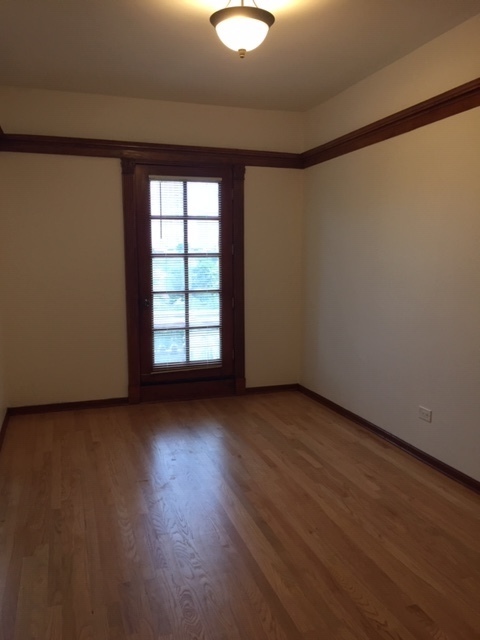 4012 North Sheridan Road, Unit 2N Chicago, IL 60613 - Photo 3 of 22
