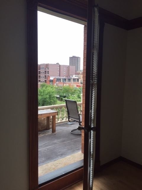 4012 North Sheridan Road, Unit 2N Chicago, IL 60613 - Photo 4 of 22