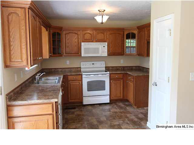 19 Covington Rdg Drive Jacksonville, AL 36265 - Photo 6 of 14 Gallery Image 6