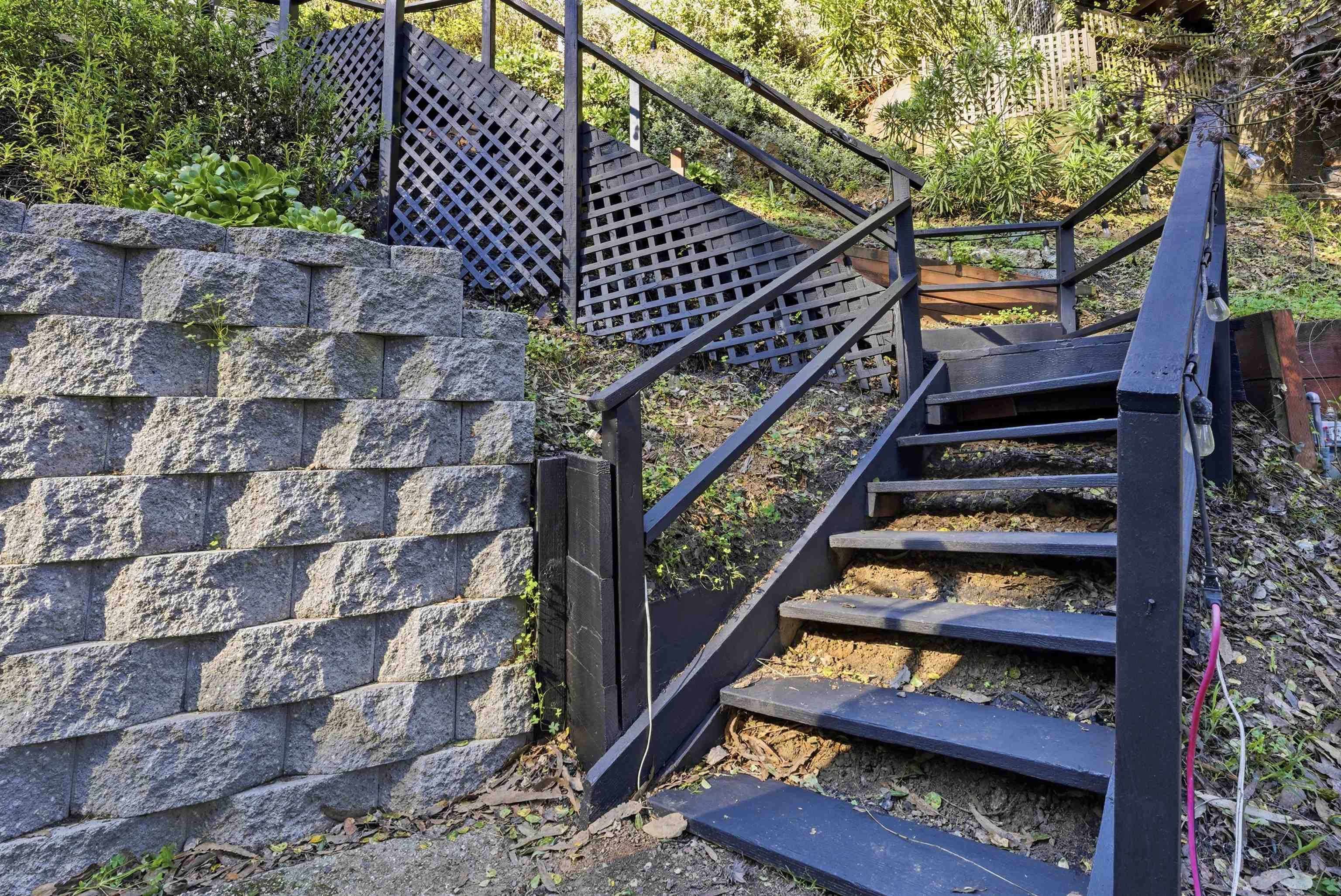 6416 Valley View Road Oakland, CA 94611 - Photo 34 of 58 a view of an outdoor sitting area