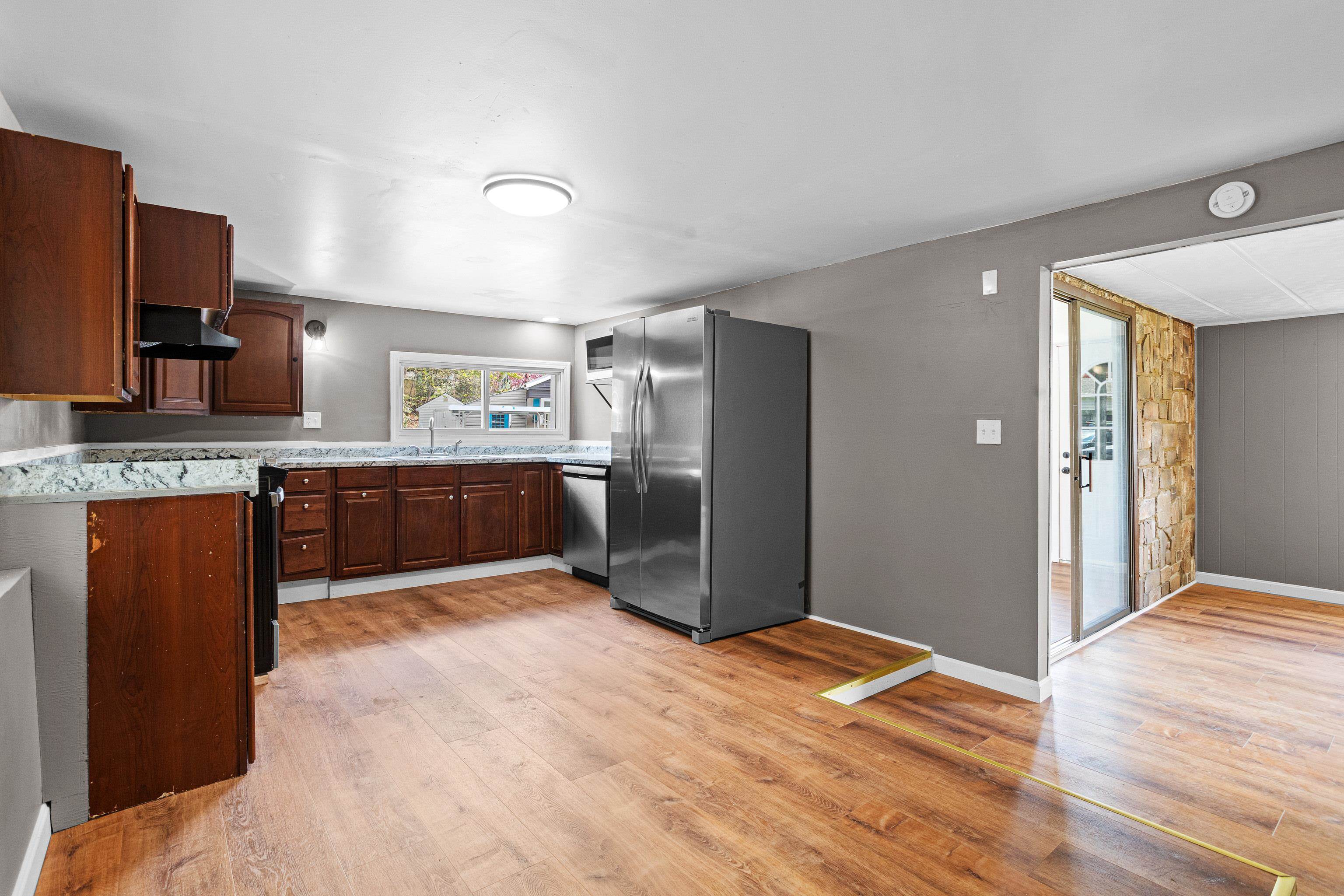 8 Dart Street Hooksett, NH 03106 - Photo 19 of 36